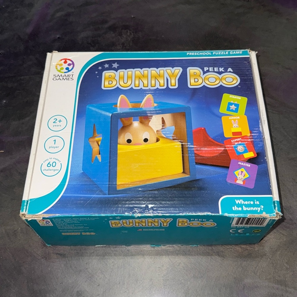 Smart Games- Bunny Boo game